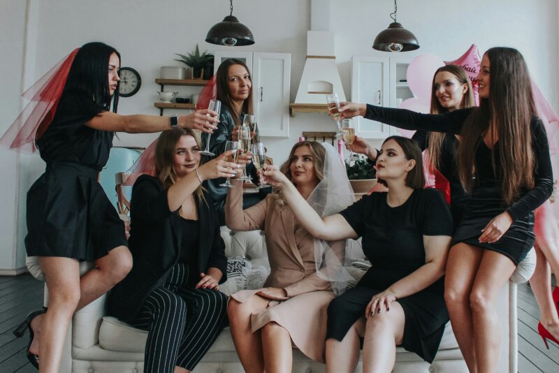 Butlers with Bums UK | Buff Butlers for Parties & Events